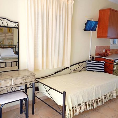 Odysseion Apartments Vathy  Bagian luar foto