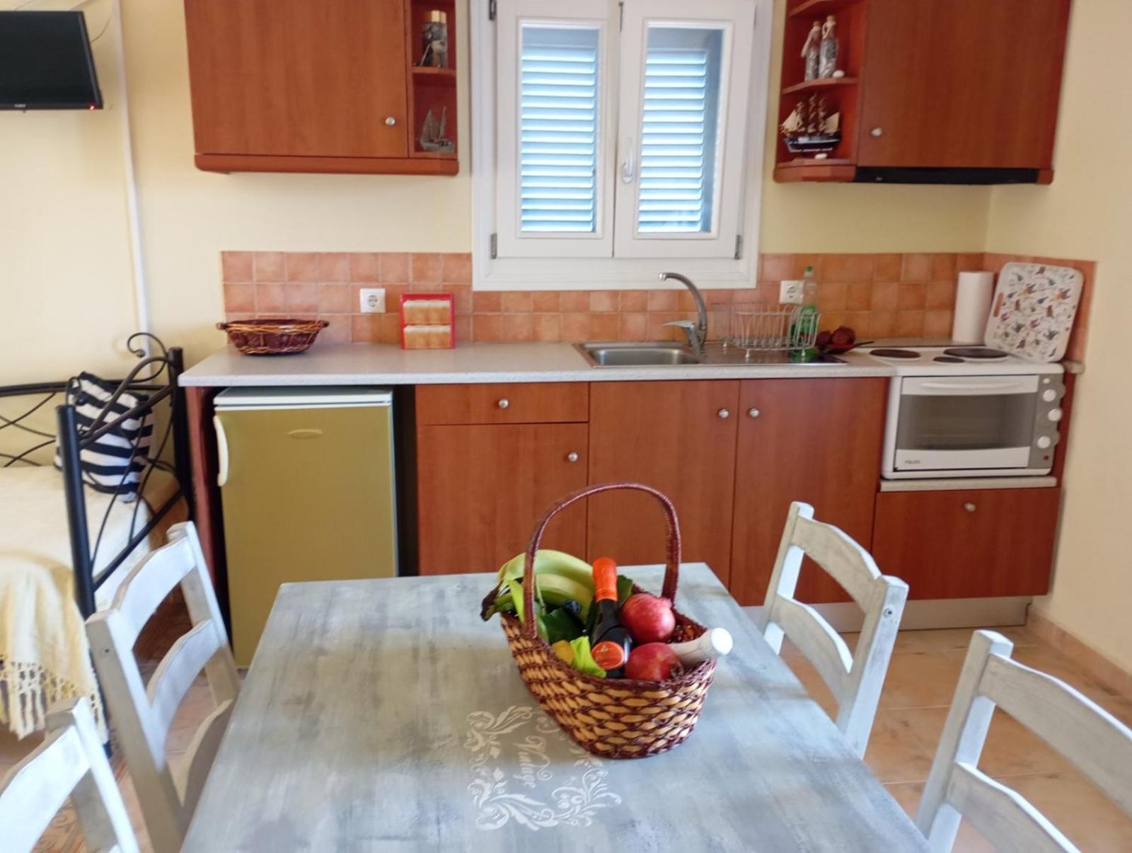 Odysseion Apartments Vathy  Bagian luar foto