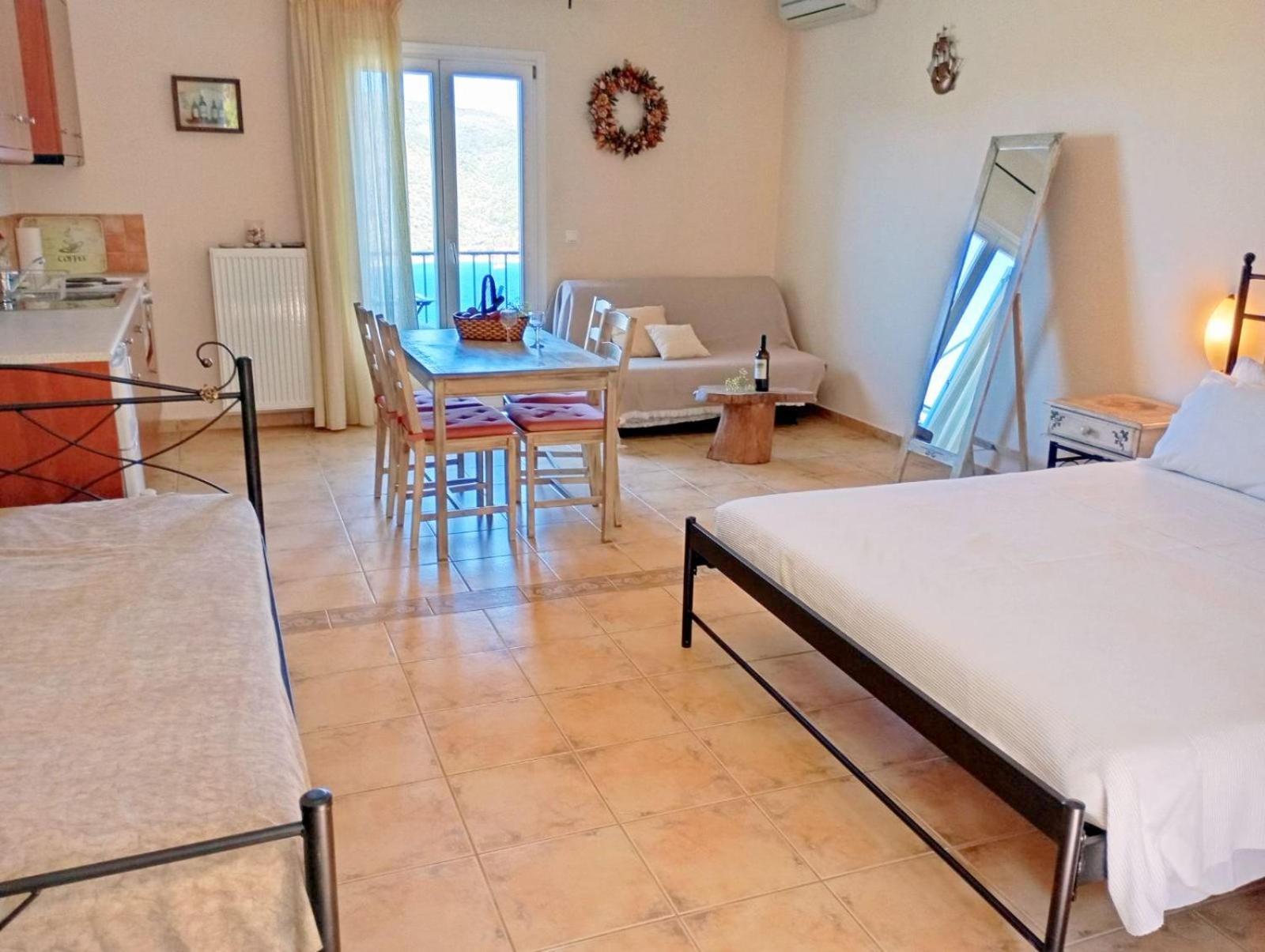 Odysseion Apartments Vathy  Bagian luar foto