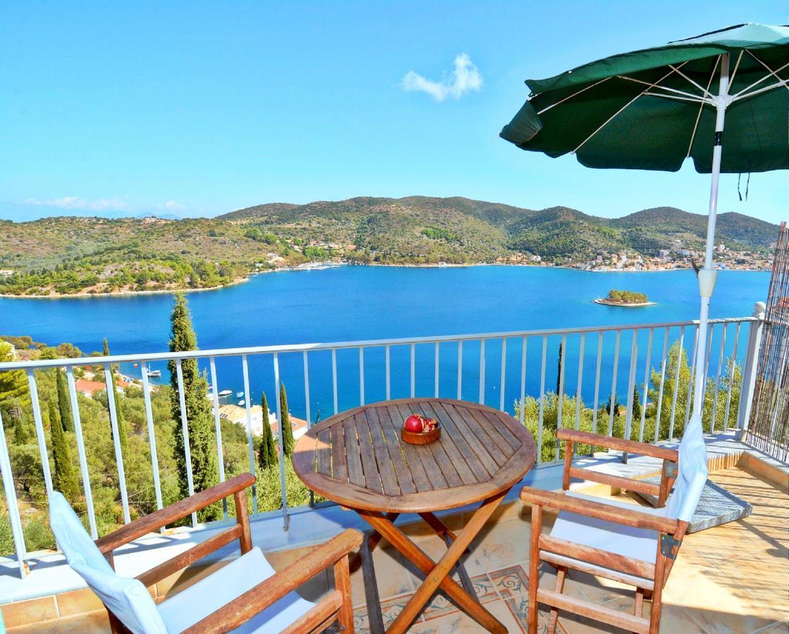 Odysseion Apartments Vathy  Bagian luar foto