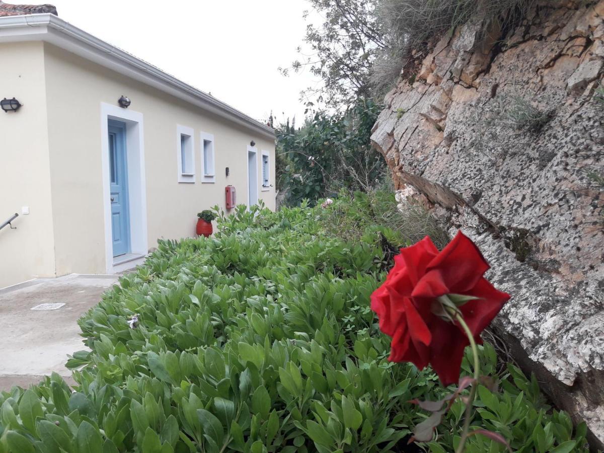 Odysseion Apartments Vathy  Bagian luar foto